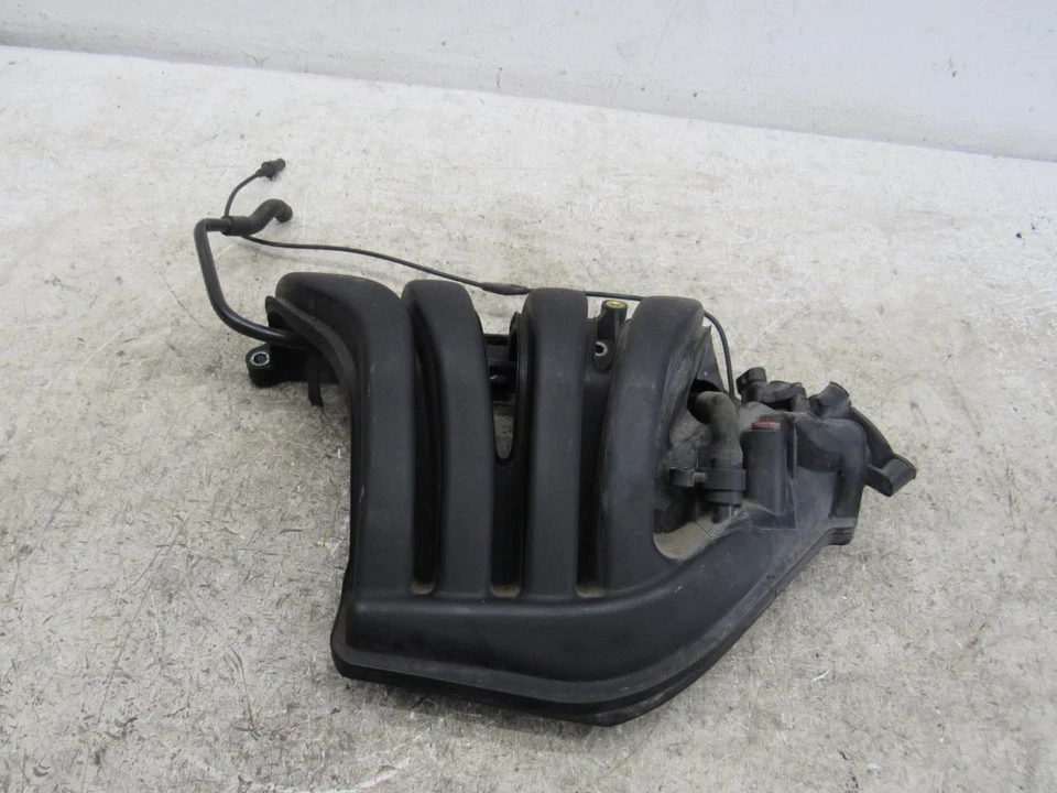 2002 2007 Mini Cooper Base NON S model 1.6L engine intake manifold plastic OEM Foto 1 de 4