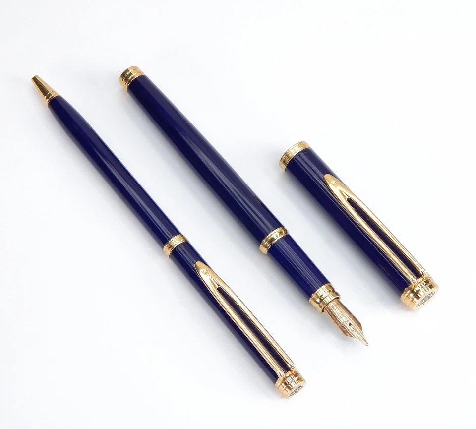 Bolígrafo y pluma estilográfica Waterman Gentleman azul oscuro laca y adornos dorados Foto 1 de 4