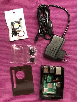 Raspberry Pi 3 Model B+ : de facto neuwertig, mit Gehäuse und Zubehör - Bild 1 von 4