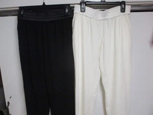 (2) VICTORIA'S SECRET WOMENS CREPE MATERIAL STRAIGHT LEG PANTS (0) EUC BLK & WHT - Picture 1 of 6