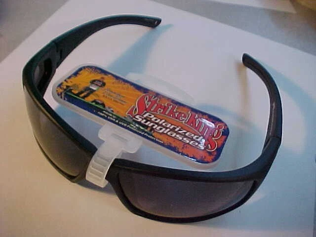 NOVO Óculos de Sol Strike King Óptica Polarizada PRO BLOQUEADOR ÓCULOS DE PESCA CINZA - Imagem 1 de 2