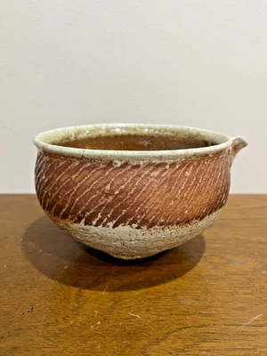 Cuenco/recipiente japonés inusual de Shimaoka Tatsuzo Foto 1 de 4