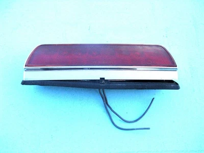 89 90 91 CHRYSLER TC BY MASERATI REAR TRUNK 3RD THIRD BRAKE LIGHT LAMP USED OEM - Image 1 of 4