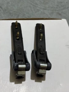 Bmw E30 M3 pair Hinge ( L +R ) early model - Genuine 51361888480 - Picture 1 of 3