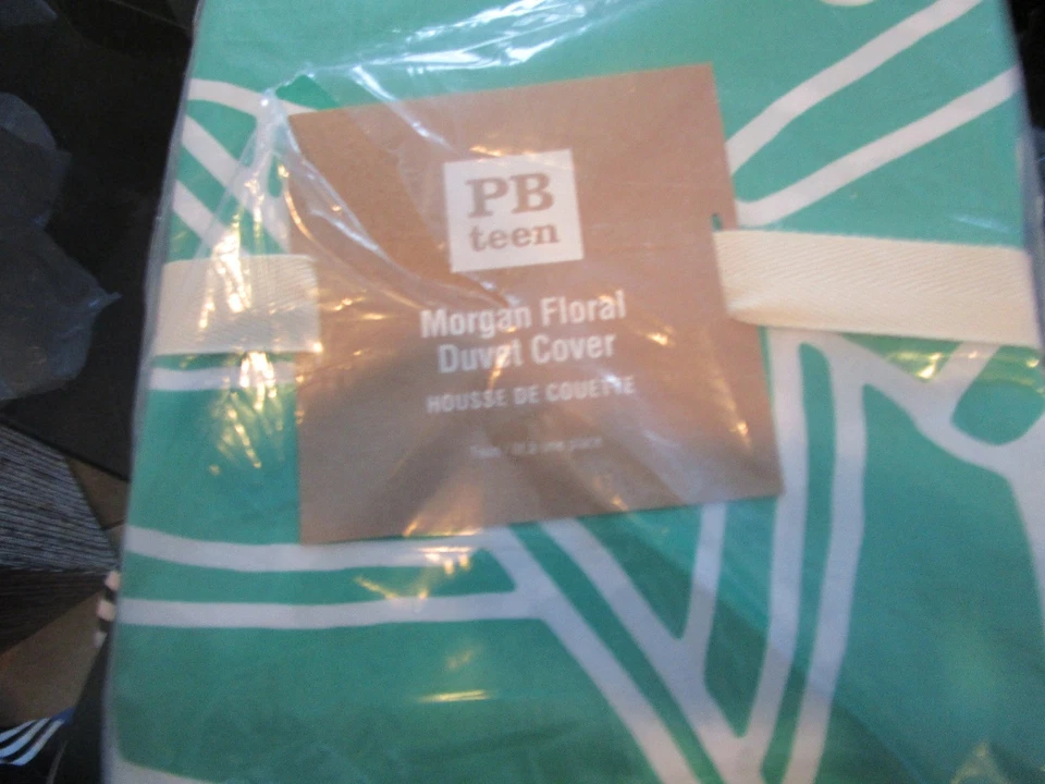 Pottery Barn Teen Morgan floral gumdrop green twin  duvet New - Image 1 of 1