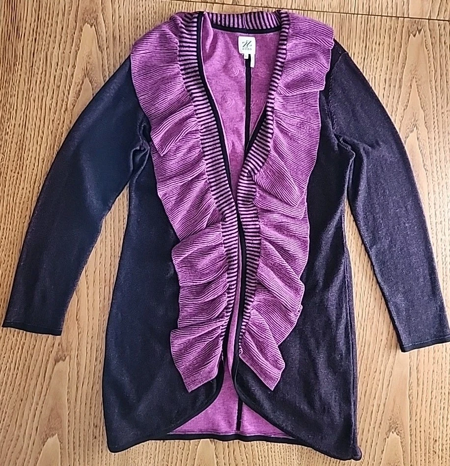 Suéteres femininos zozo mangas compridas frente aberta tamanho L cor roxa usados - Imagem 1 de 4