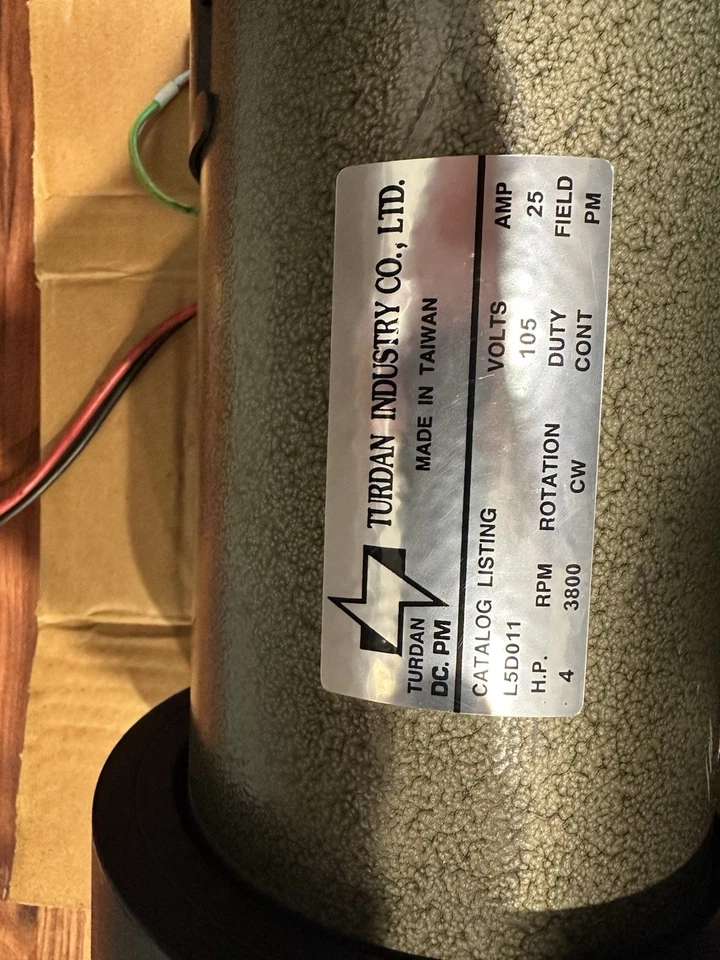 Motor de cinta de correr Turdan 4 hp fuera de una verdadera PS 800 Foto 1 de 4
