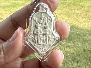 Tao Wessuwan Thai Amulet Giant Guardian Buddhism ท้าวเวสสุวรรณ ตรงจากวัดจุฟามณี - Picture 1 of 10