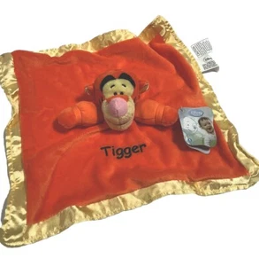 NWT Disney Winnie the Pooh Plush Orange Yellow Tigger Lovey Blanket Rattle - Picture 1 of 4