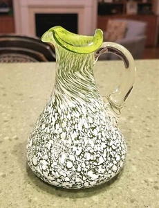 Green with White Overlay HAND BLOWN GLASS PITCHER 4 5/8" Art Glass Pilgrim - Picture 1 of 7