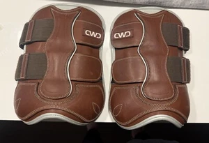 CWD Sport Color tendon boots with Silver Piping - Picture 1 of 3