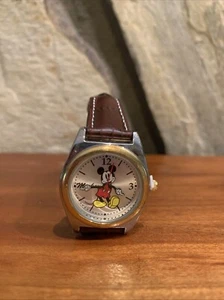 Orologio donna "vintage topolino" con cinturino marrone disney classic senza batteria - Foto 1 di 10