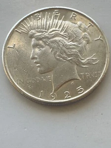 1925 $1 Peace Dollar BU - Picture 1 of 3
