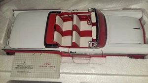 Vintage (NIB) 1957 Ford Skyliner Franklin Mint Precision Models - Picture 1 of 6