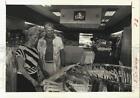 1985 Press Photo Marsha Edington & Rusty Luckow At Houston Kids Clothing Store.
