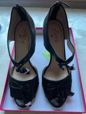 Plenty Tracy Reese Shoes - PL-ZORA USA size 8.5M Black Pre-Owned w/defect - Image 1 of 4