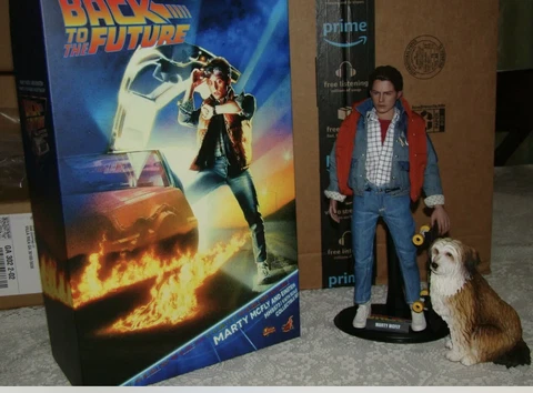 Hot Toys Back to the Future 1/6 Marty McFly 2.0/ Einstein Collectible Figure Set Cover