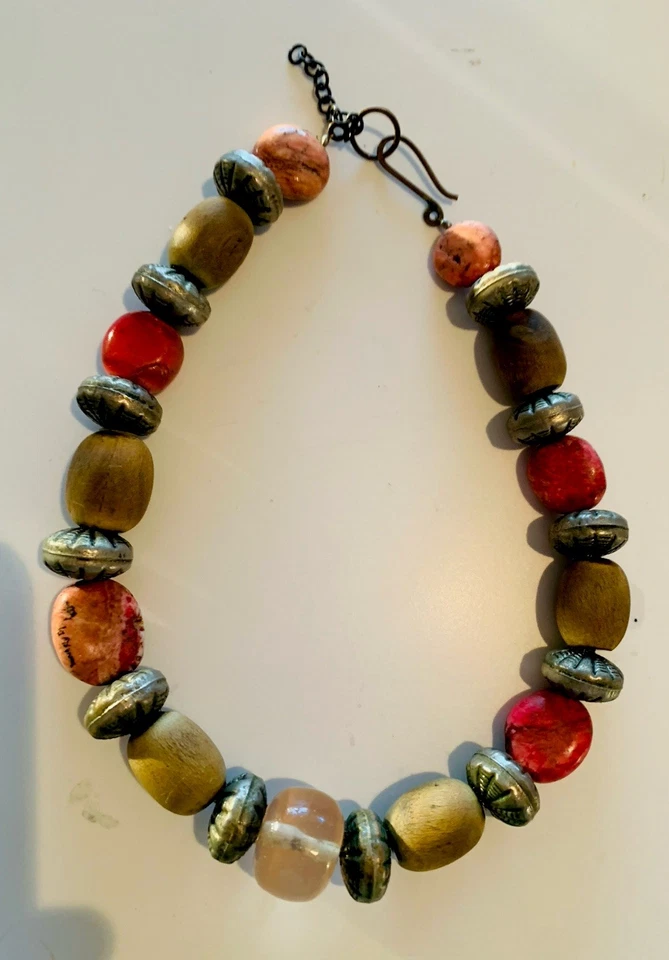 Vintage Artesano - Collar de Cuentas Tribal Boho - Madera, Piedra Teñida, Vidrio y Metal Foto 1 de 4
