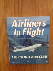 Airliners in Flight: Gallery of Air to Air-Photography by Veronico & Hall SC - Picture 1 of 1