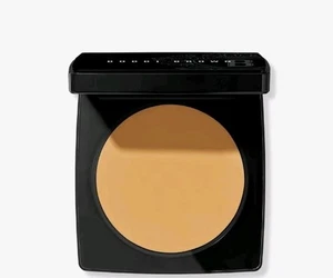BOBBI BROWN-Sheer Finish Pressed Powder - Soft Honey - NIB - Picture 1 of 3
