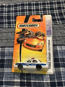 MATCHBOX # 49 WHITE STATE POLICE FORD CROWN VICTORIA POLICE CAR 1:64 - Picture 1 of 2