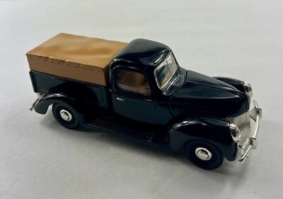 1940 Ford Pickup Truck Locking Coin Bank Liberty Classics 1:25 Free Shipping NCC - Image 1 of 4