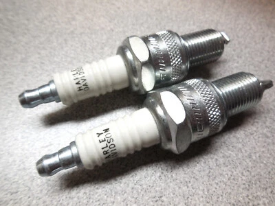 (2) OEM HARLEY '79-84 SHOVELHEAD '84-99 EVO 1340cc SPARK PLUGS 5R6A - Image 1 of 4