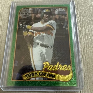 2024 Topps Series 1 - 1989 Topps Chrome Tony Gwynn Green Refractor  15/99 - Picture 1 of 10