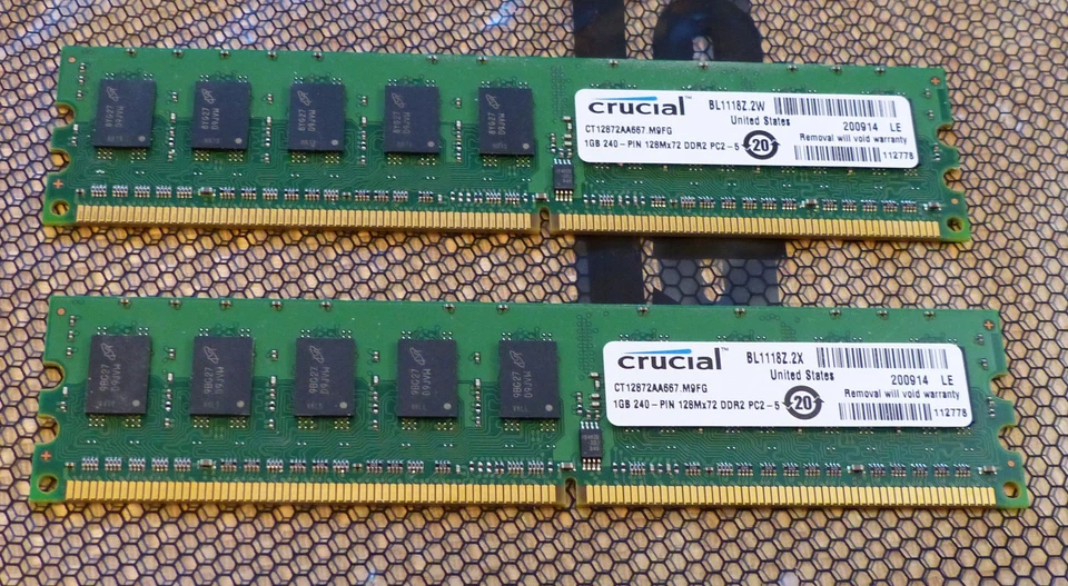 crucial bl118bz2w 2gb two 1GB DDR2 PC2-5300 Unbuffered ECC - Image 1 of 1