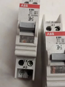 ABB E251 SCHRITTRELAIS 12V-230V-E252 230V (bipolar) mit Handbuch - AVE 53351 - Bild 1 von 19