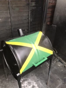 Profi kleine Ölfass BBQ Jamaikanische Flagge Jerk Pan mit abnehmbaren Beinen - Bild 1 von 9