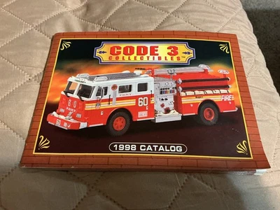 CATÁLOGO/FOLLETO 1998 CÓDIGO 3 CAMIÓN DE BOMBEROS NUEVO Foto 1 de 4