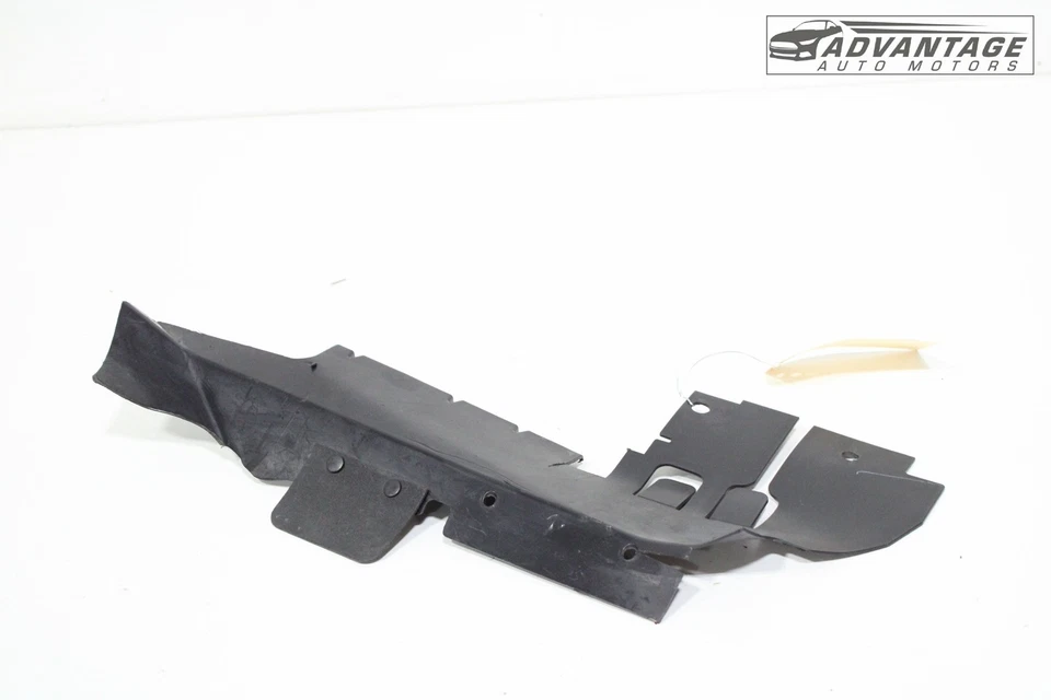 Chevrolet Camaro 2016-2023 radiador deflector de aire inferior cubierta lateral izquierda OEM Foto 1 de 4