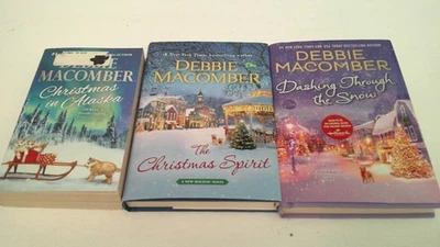 Lot of 3 Debbie Macomber Christmas Romance Novels 2 Hardcover 1 Paperback - Image 1 of 4