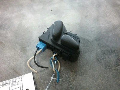 Driver Front Door Switch 203 Type Driver's Fits 01-07 MERCEDES C-CLASS 2696 - Image 1 of 2