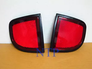 FOR 06 - 12 MITSUBISHI TRITON L200 PICKUP REAR REFLECTOR UNDER TAILLIGHT ML MN - Picture 1 of 4
