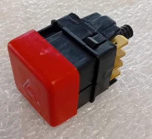 B007881 PULSANTE EMERGENZA ORIGINALE PIAGGIO PORTER MULTITECH - Picture 1 of 3