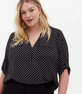 Torrid Harper Georgette Pullover 3/4 Sleeve Blouse Size 3 Polka Dots Black White - Picture 1 of 5