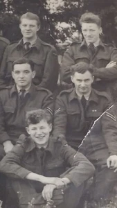 WW2 RAF Ground Crew Photo - Picture 1 of 7