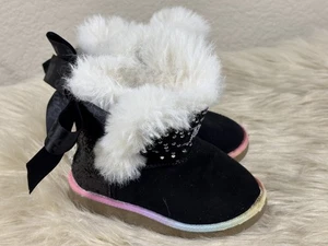 Juicy Couture Toddler Girls 5 Black Faux Fur Rainbow Winter Boots Logo Cute - Picture 1 of 6