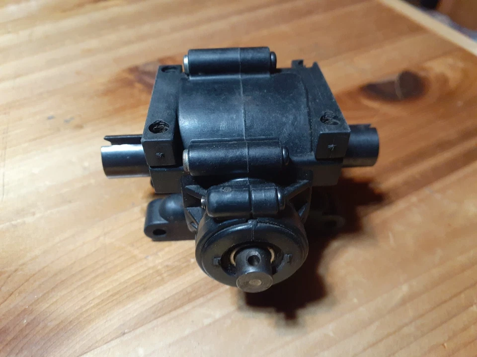 MGT 8.0 or 4.6 nitro monster truck - Image 1 of 1