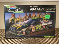SEALED Monogram SnapTite Bill Elliott's #94 McDonald's 1/32 Scale Model Kit 1701