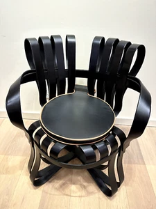 Set of 2 Frank Gehry Cross Check Bent Maple Chairs For Knoll in Black with pad - Picture 1 of 2