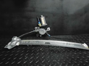 02-07 Saturn VUE Rear Passenger Window Motor Regulator - Picture 1 of 3