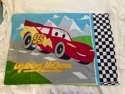 Funda de Almohada Lightning McQueen Tow Mater Vintage Disney Pixar Cars Estándar Foto 1 de 4