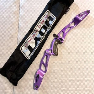 HOYT GMX Handle Purple Archery Riser 25in Used Good Condition RH Rest & Case - Picture 1 of 12