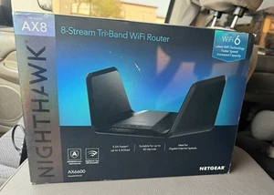 NETGEAR   8-Stream Tri-Band wifi Router AX6600 - Picture 1 of 3