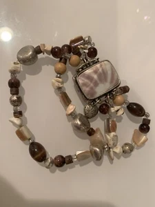 Beautiful beads bracelet with nacre + 20% OFF if you buy 4 items I sell! - Picture 1 of 7