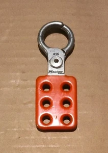 Master Lock Model 416 Aluminum Lockout Hasp - Picture 1 of 3