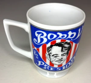 Taza de café de cerámica política Bobby Kennedy para la campaña electoral presidencial 1968 - Imagen 1 de 7